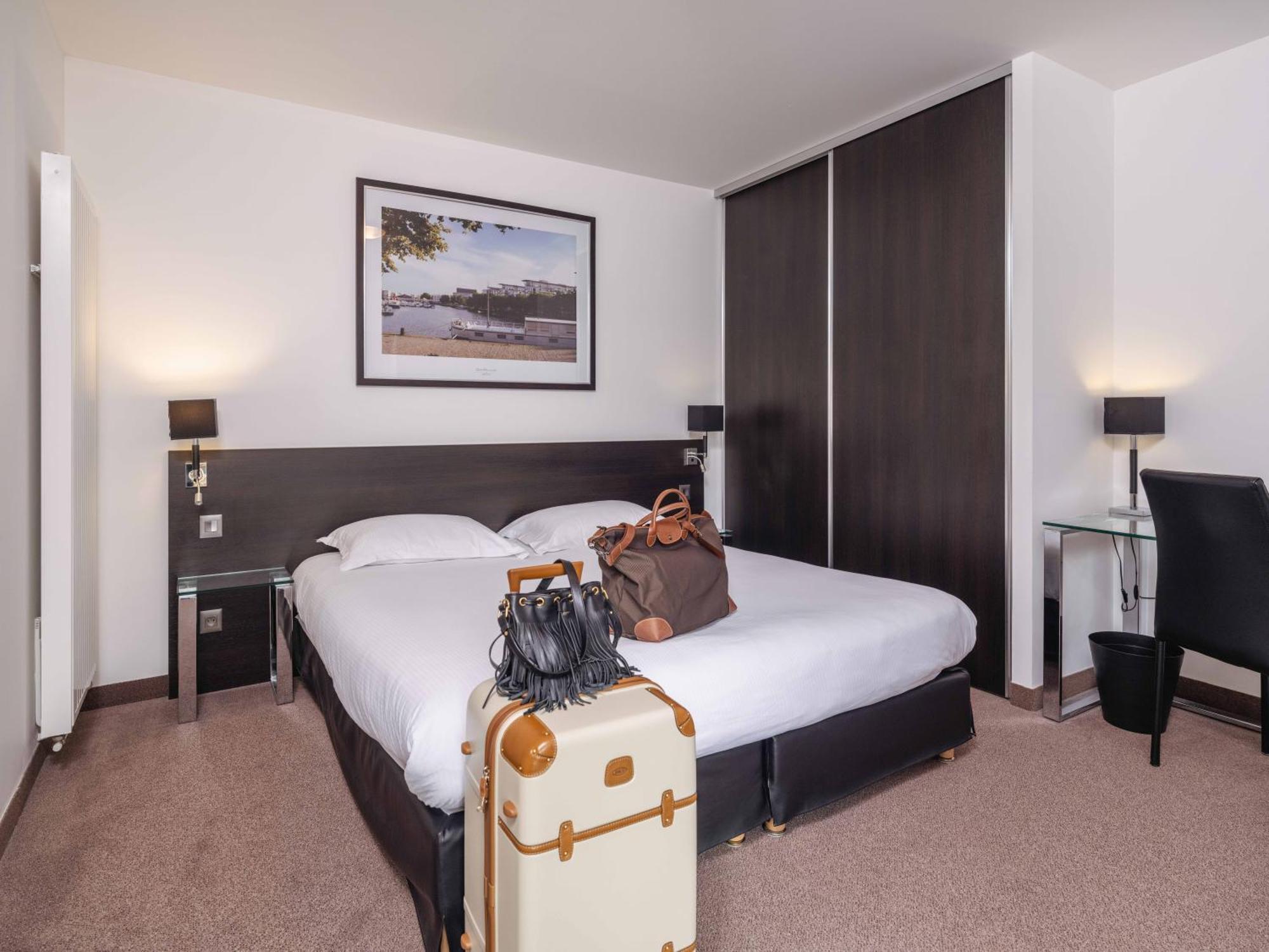 Westotel Life Nantes Каркфу Экстерьер фото